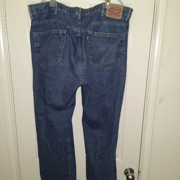 Levis 550 Blue Medium Wash Jeans Men's sz 42x32. - Picture 2 of 7